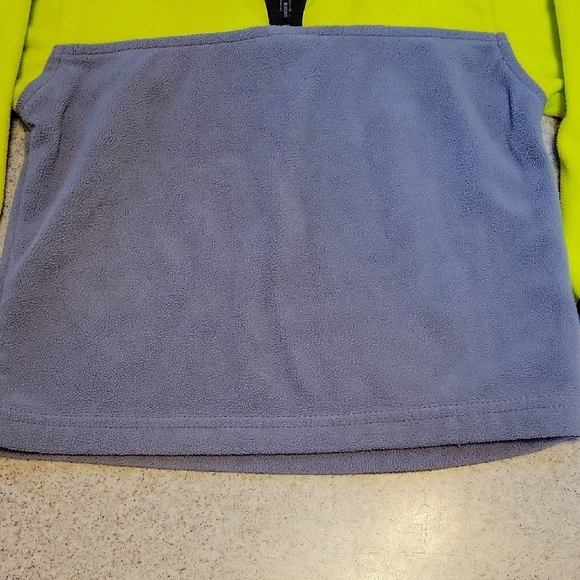 OshKosh B'gosh Neon Yellow and Gray Fleece Sweater Size 18 Months - Picture 6 of 6